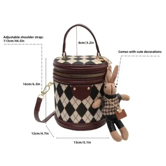 Argyle checkered bucket crossbody bag with brown trim and bunny charm 👜 - Picture 12 of 12